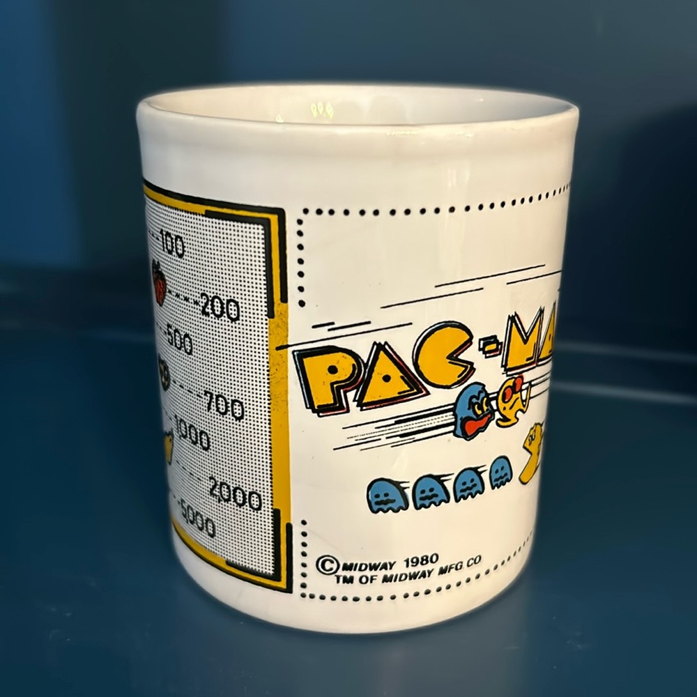 Vintage PAC MAN mug, GUC 1980s